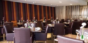 The Continental (Heathrow)4