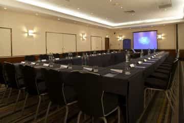 Hilton London Heathrow Airport Hilton London Heathrow Airport