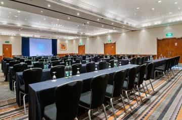 Hilton London Heathrow Airport Hilton London Heathrow Airport
