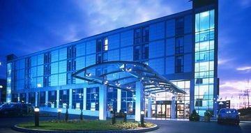 ฮิลตัน ลอนดอน ครอยดอน (Hilton London Croydon)0