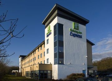 HOLIDAY INN EXPRESS0