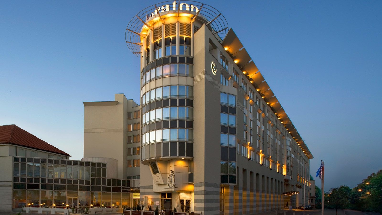 Sheraton Warsaw Hotel0