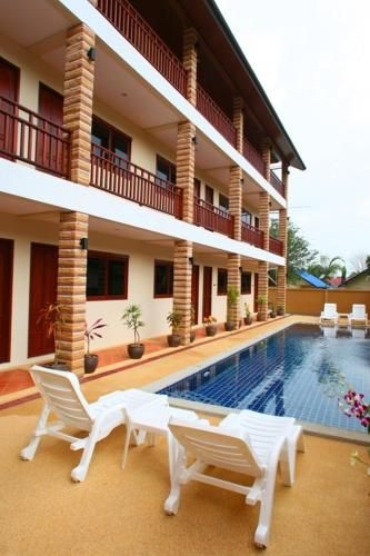 หทัย เฮาส์ (Hathai House)1