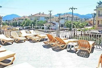 CLUB DANTE APARTMENTS0