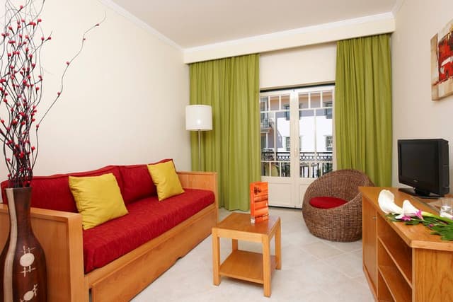 APARTMENT TWO BEDROOMS