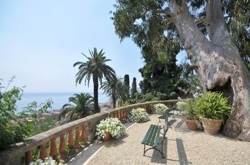 Villa Della Pergola2