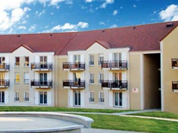 Sejours & Affaires Roissy Vill Sejours & Affaires Roissy Vill