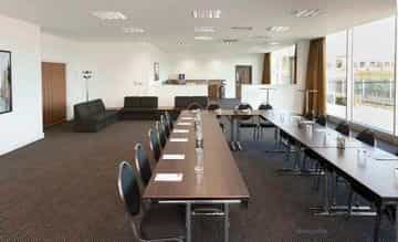 HAMPTON BY HILTON LONDON LUTON HAMPTON BY HILTON LONDON LUTON
