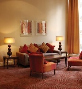 Menzies London Luton Strathmor0