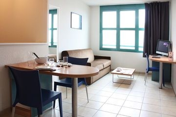 Sejours & Affaires Serris Disn2