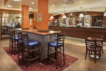 HOLIDAY INN HOLIDAY INN