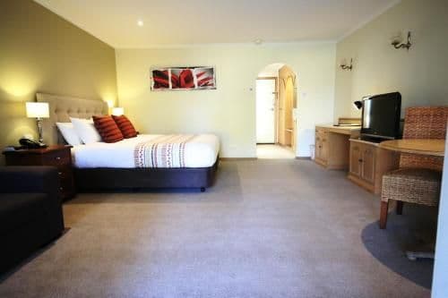 King Spa Room