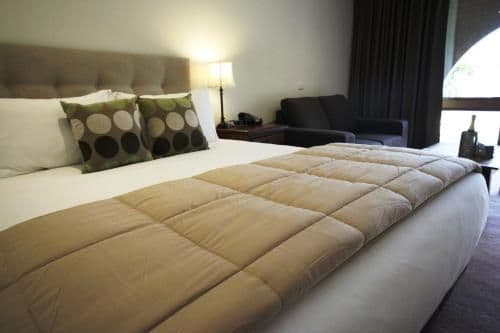 King Spa Room