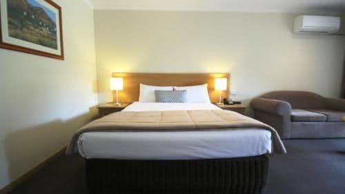 Queen Room