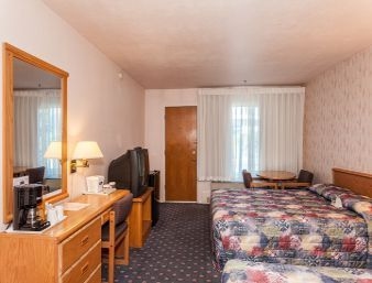 HOWARD JOHNSON HOTEL - NANAIMO HARBOURSIDE4