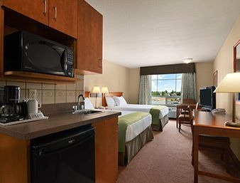SUPER 8 FORT ST. JOHN BC3
