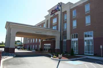 HAMPTON INN - SUITES BY HILTON