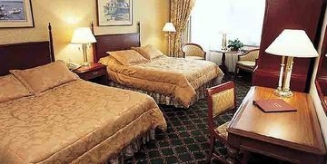 Michael's Inn Fallsview Hotel2