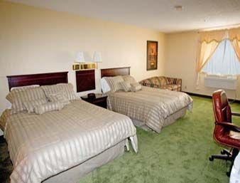 DAYS INN WALLACEBURG4