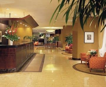 DON VALLEY HOTEL & SUITES DON VALLEY HOTEL & SUITES