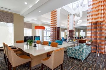 HILTON GARDEN INN TORONTO-OAKV4