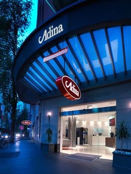 Adina Sydney0