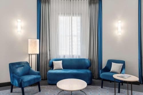 Studio King Spa Suite