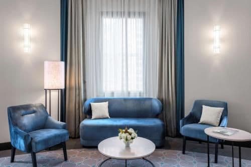 Studio King Spa Suite