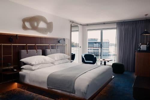 Water Juliet Balcony, Guest room, 1 King, Walsh Bay view
