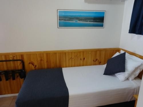 Twin Towns Motel4