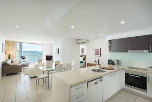 Two-Bedroom Apartment with Spa Bath and Water View