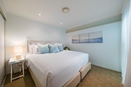 Four Bedroom Two Level Top Floor Luxe Spa Penthouse