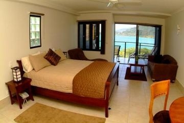 at Waterfront Whitsunday Retre4