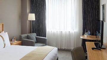Holiday Inn City Centre1