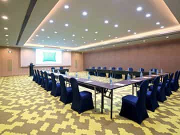 IBIS STYLES CHANGBAISHAN WANDA (OPENED NOVEMBER 2013) IBIS STYLES CHANGBAISHAN WANDA (OPENED NOVEMBER 2013)