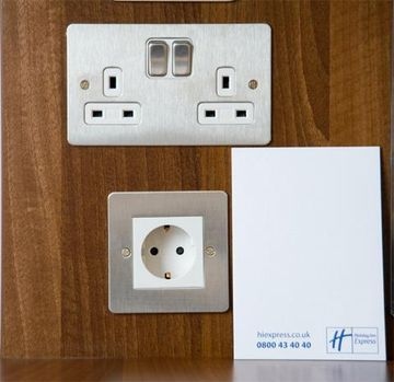 Holiday Inn Express Gatwick - Crawley0