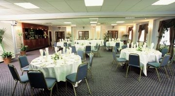 Smart Aston Court Hotel2