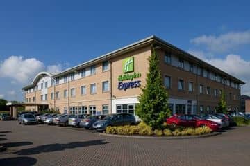 HOLIDAY INN EXPRESS HOLIDAY INN EXPRESS