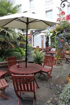 Beverley Arms Hotel