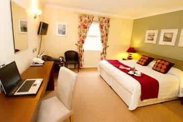 BEST WESTERN DOWER HOUSE HOTEL BEST WESTERN DOWER HOUSE HOTEL
