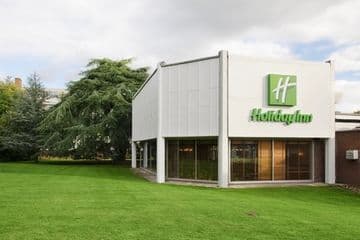 Holiday Inn Holiday Inn