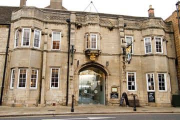 BEST WESTERN ANGEL & ROYAL HOTEL BEST WESTERN ANGEL & ROYAL HOTEL