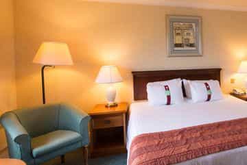 HOLIDAY INN WEST HOLIDAY INN WEST