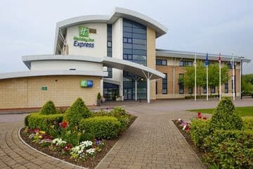 HOLIDAY INN EXPRESS NORTHAMPTON M1, JCT.15 HOLIDAY INN EXPRESS NORTHAMPTON M1, JCT.15