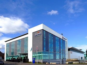 HOLIDAY INN EXPRESS3