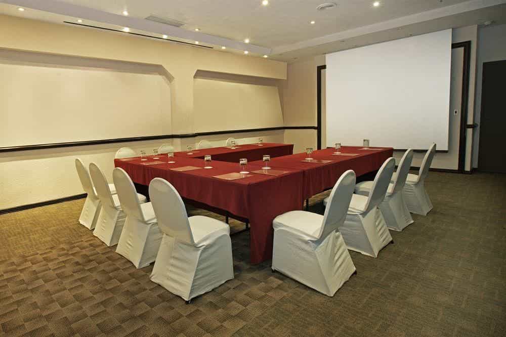 FIESTA INN Monclova