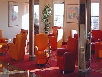 RAMADA FRANKFURT AIRPORT-WEST RAMADA FRANKFURT AIRPORT-WEST
