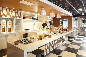 BEST WESTERN HOTEL LE RHENAN2