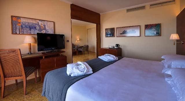 SUITE WITH BALCONY
