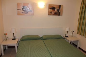 Apartamentos La Florida0